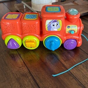 Vtech “Pop & Sing Animal Train”